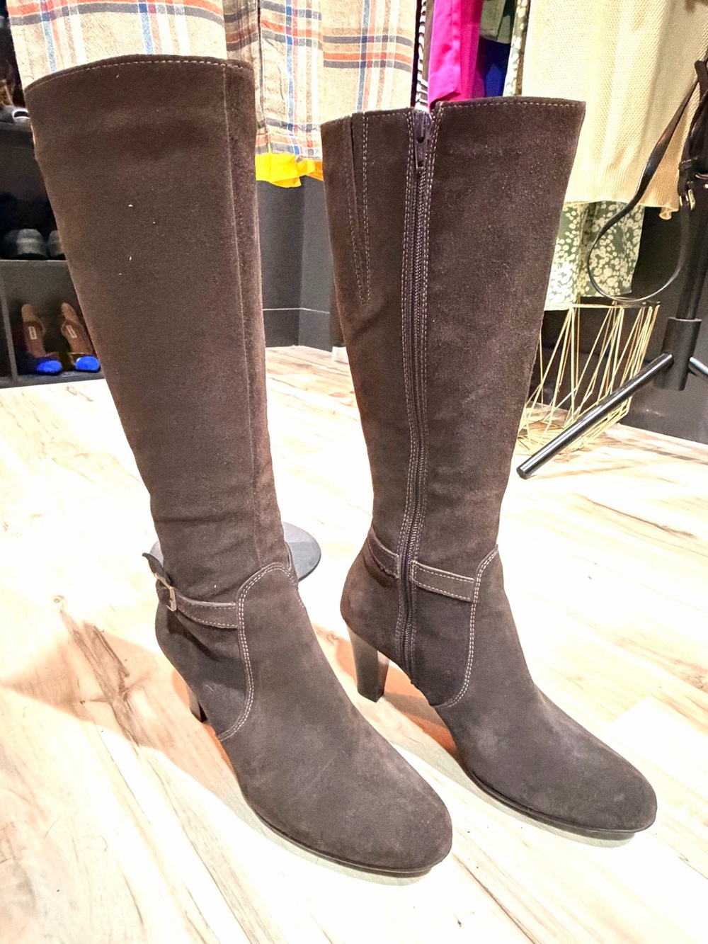 La Canadienne Brown Suede Knee High Buckle Boots
